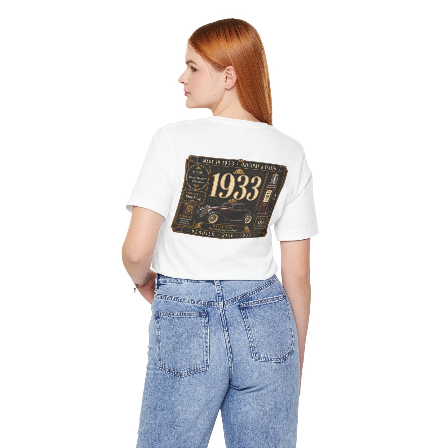 1933 Classic Truck T-Shirt | Vintage Born in 1933 Gift | 93rd Birthday Retro Tee for Men & Women
