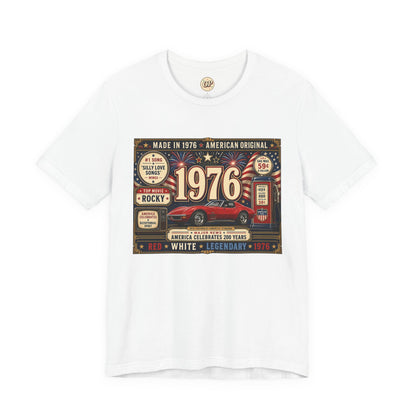 1976 Bicentennial American Original T-Shirt | Born in 1976 50th Birthday Gift | Patriotic Classic Car Tee for Men & Women