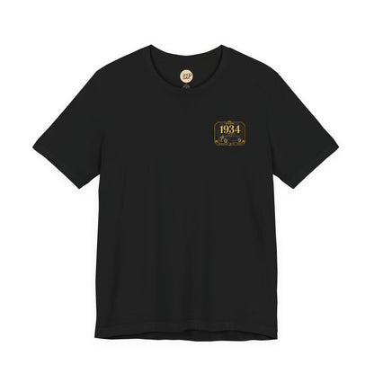 1934 Classic Truck T-Shirt | Vintage Born in 1934 Gift | 92nd Birthday Retro Tee for Men & Women