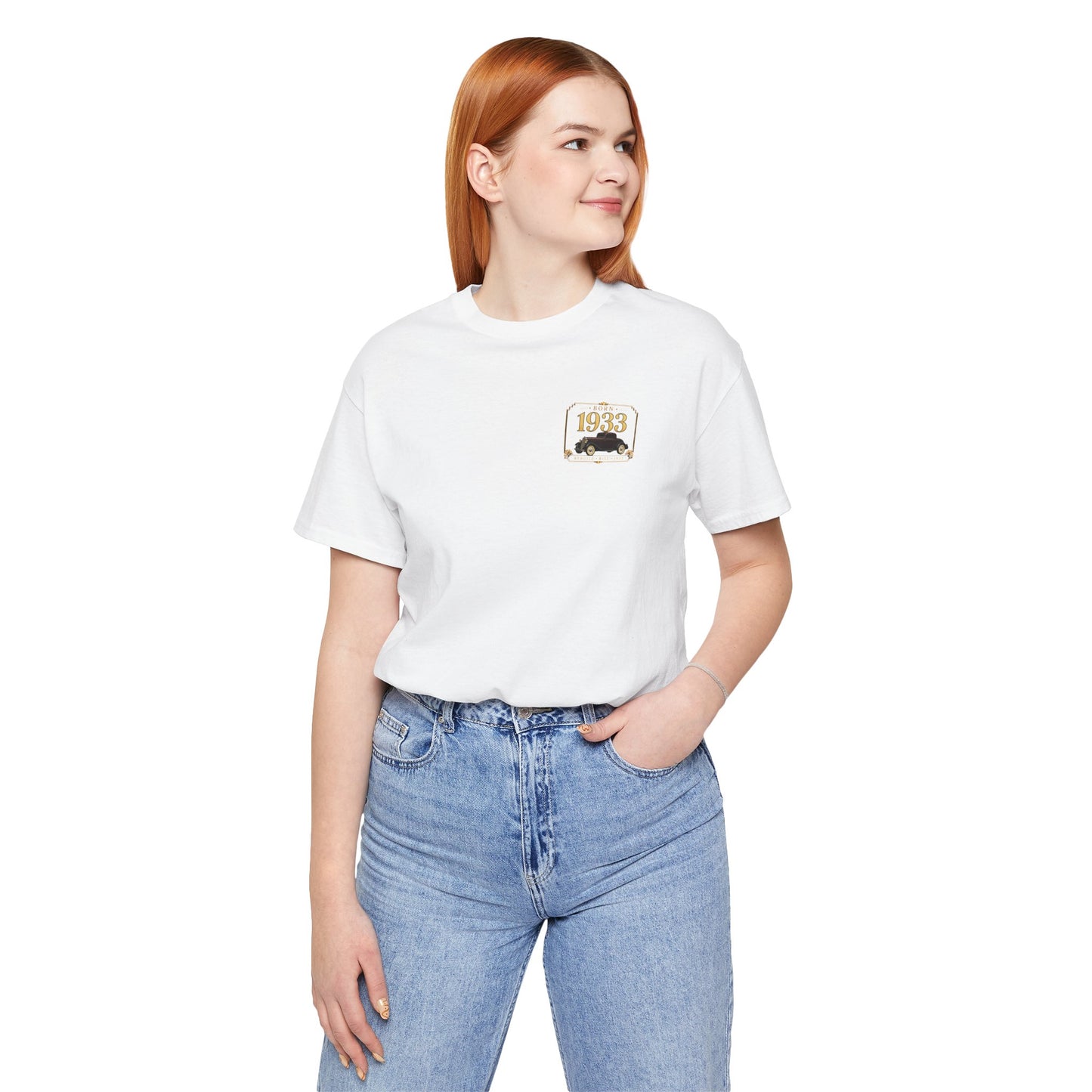 1933 Classic Truck T-Shirt | Vintage Born in 1933 Gift | 93rd Birthday Retro Tee for Men & Women