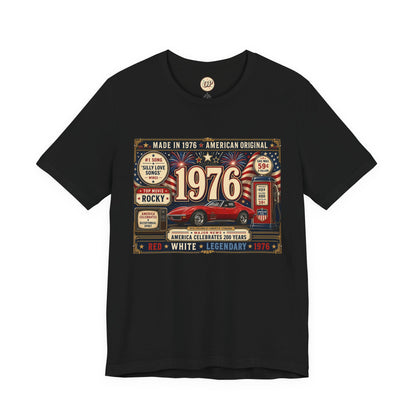 1976 Bicentennial American Original T-Shirt | Born in 1976 50th Birthday Gift | Patriotic Classic Car Tee for Men & Women